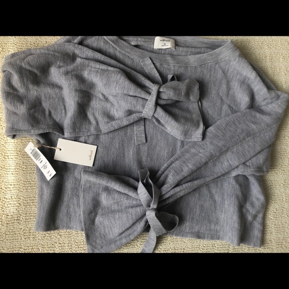 Wilfred Emmy Cropped Sweater - Picture 2 of 6